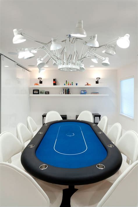 Foguetes sala de poker