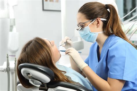 Traduire roleta du dentiste